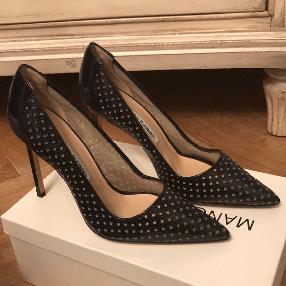 Manolo Blahnik Shoes - Manolo Blahnik BB Perforated Pump 105 mm